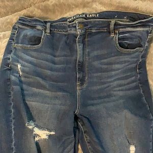 American eagle distressed jegging